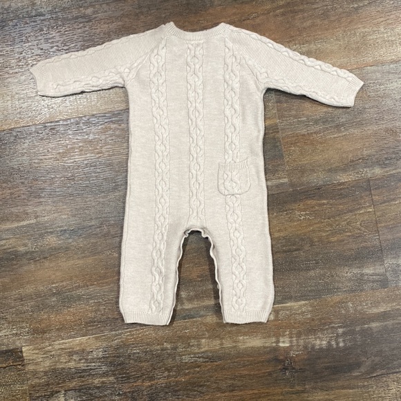 GAP cable knit sweater one piece - Picture 4 of 4